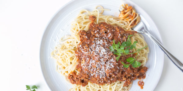 Spaghetti with Meat Sauce and Balsamic-Roasted Carrots